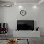 Quiet Ruby Horizon Apartman Bukarest