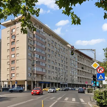 Quiet Ruby Horizon *