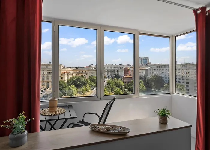 Quiet Ruby Horizon * Bucarest